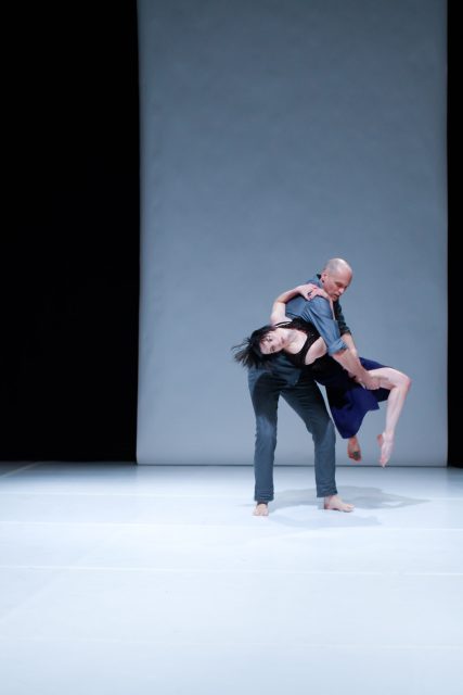 Douce tourmente - DORSALE danse Sylvie Desrosiers